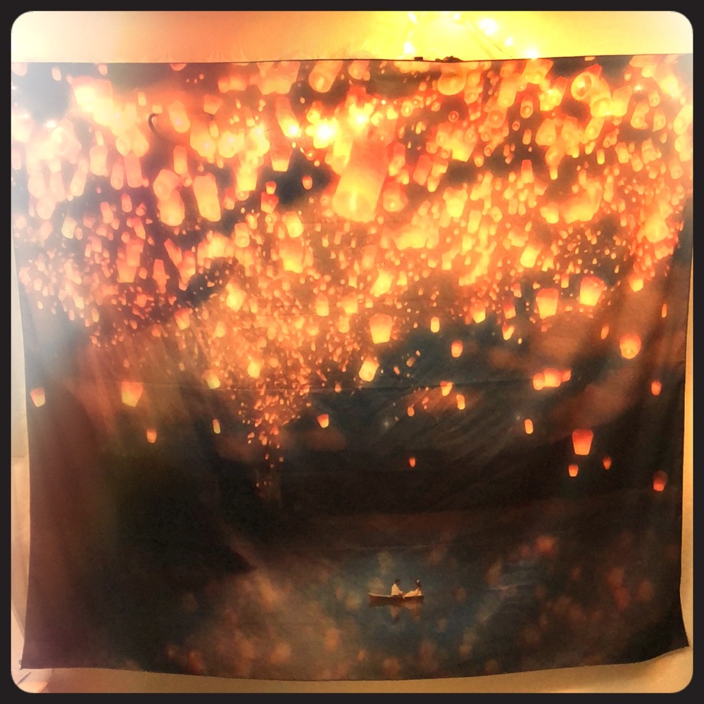 Floating lantern Tapestry